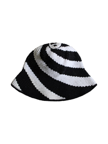 CROCHET HAT YIN YANG